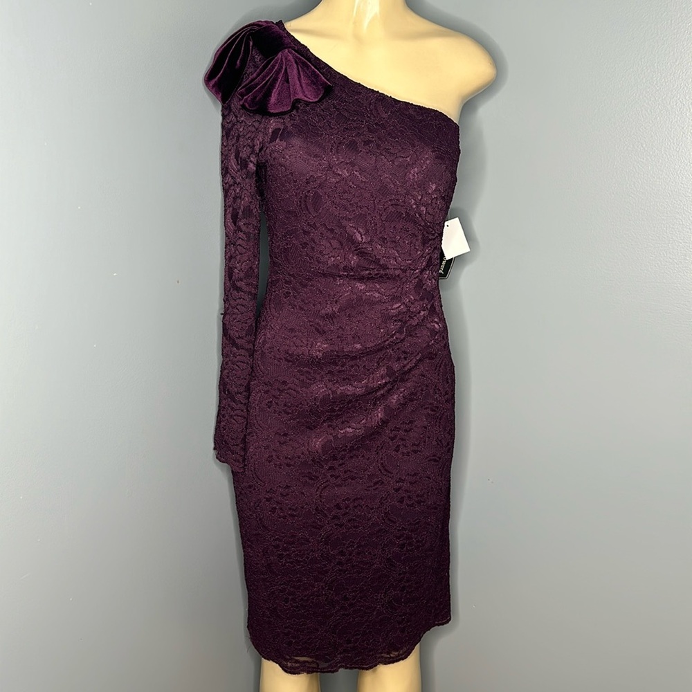 Jessica Howard purple lace dress with velvet bow and single sleeve size 6